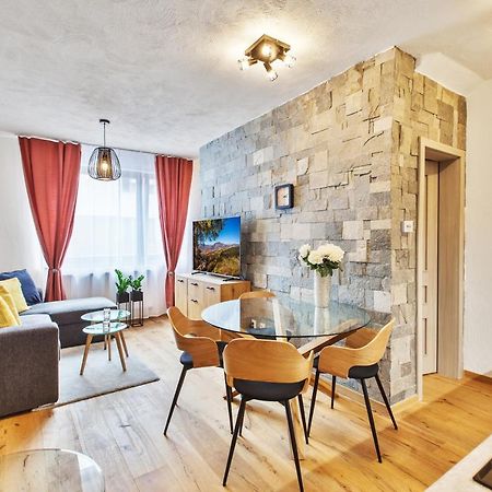 Zazi Apartmany Myto Pod Dumbierom Ngoại thất bức ảnh