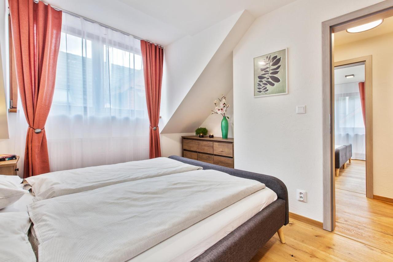Zazi Apartmany Myto Pod Dumbierom Ngoại thất bức ảnh