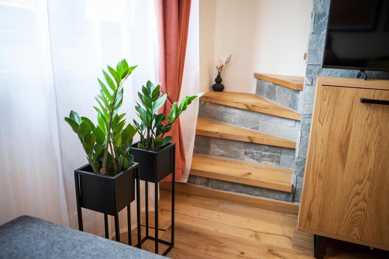 Zazi Apartmany Myto Pod Dumbierom Ngoại thất bức ảnh