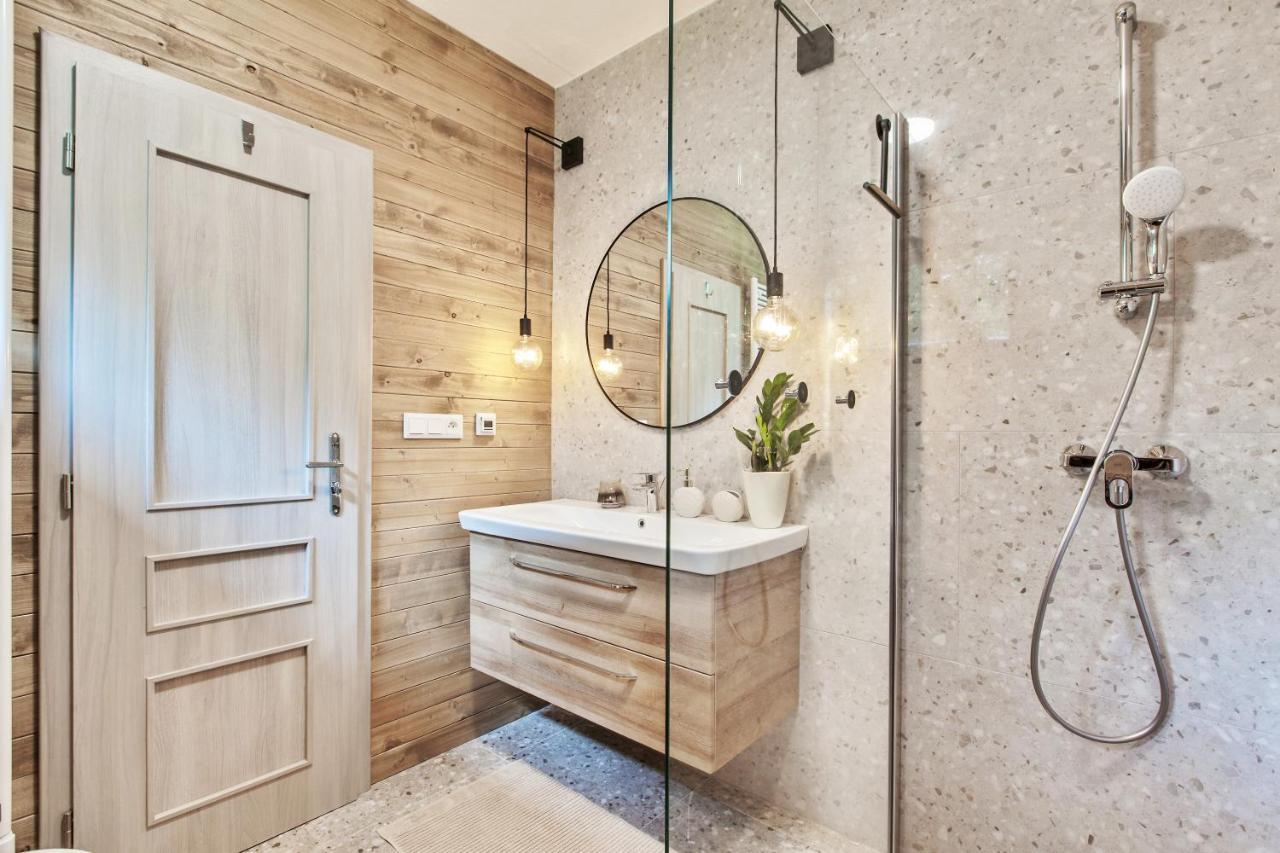 Zazi Apartmany Myto Pod Dumbierom Ngoại thất bức ảnh